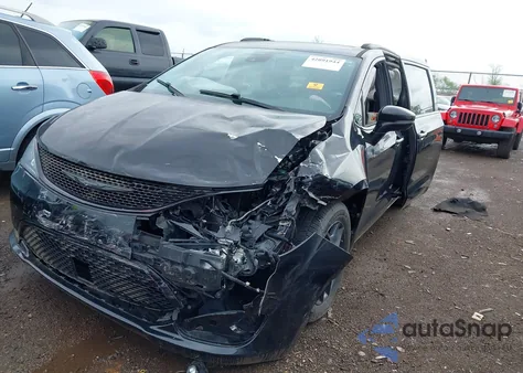 2019 Chrysler Pacifica Limited z USA, uszkodzony, nr VIN 2C4RC1GG4KR550124